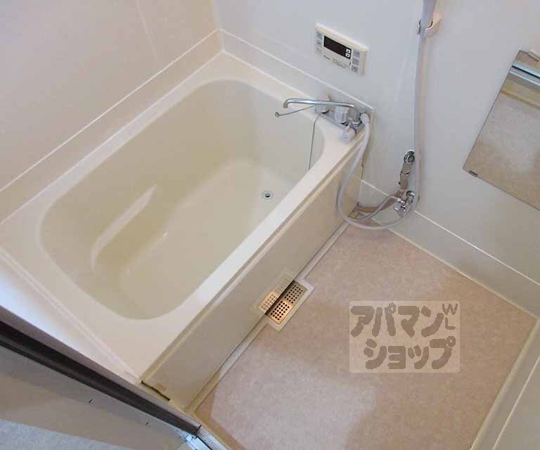 バス・シャワールーム　ゆったり落ち着くバスルームです！