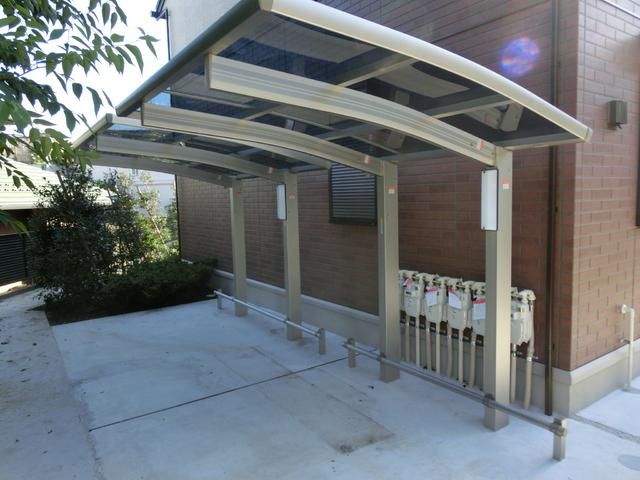 その他共有部分　★屋根付駐輪スペースです★