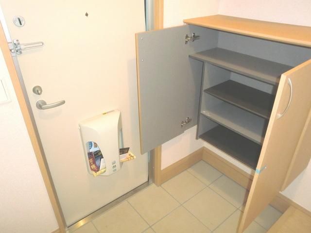 玄関　★同施工会社イメージ参考写真です★