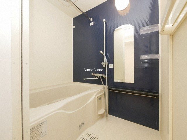 バス・シャワールーム　日々の疲れを癒すお風呂付です