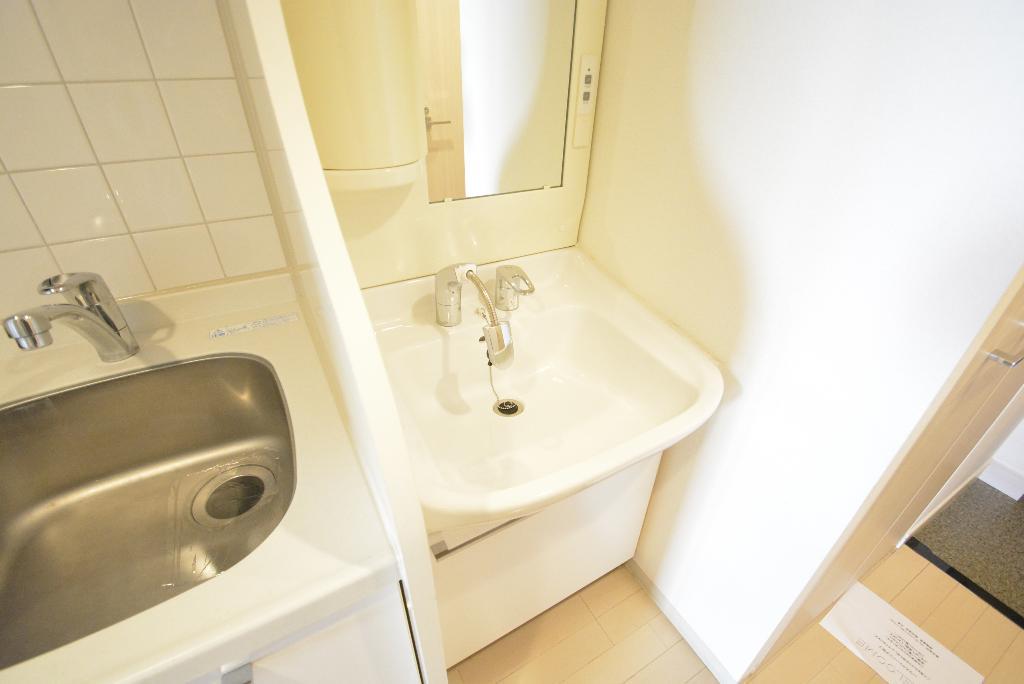 洗面設備　洗髪洗面化粧台