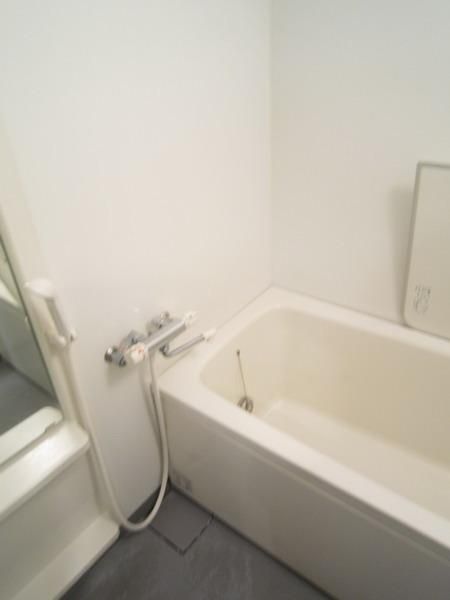 バス・シャワールーム　追焚機能付きバス