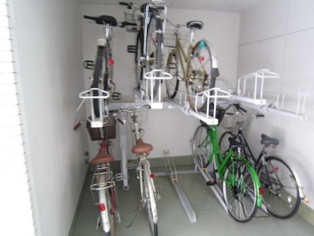 駐車場　駐輪場