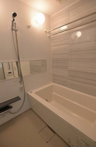 バス・シャワールーム　別部屋参考写真