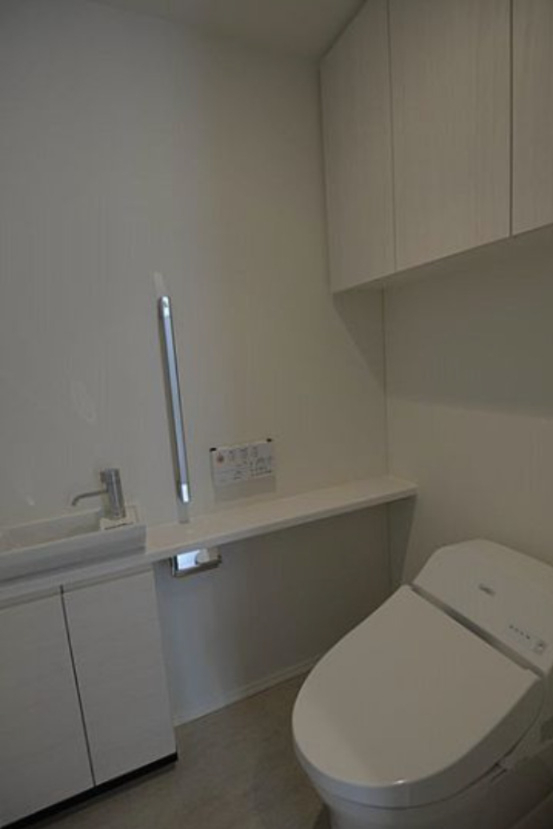 トイレ　別部屋参考写真