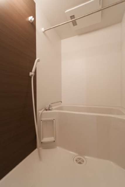 バス・シャワールーム　※写真は同タイプ住戸です。
