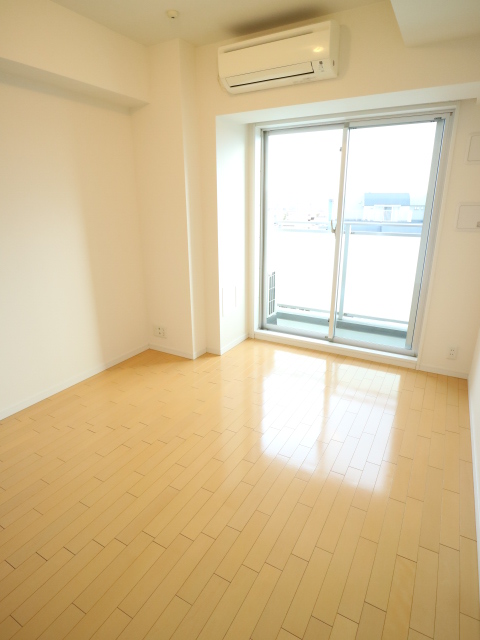 居室・リビング　色が異なる場合がございますので、現地にて確認下さい。※参考写