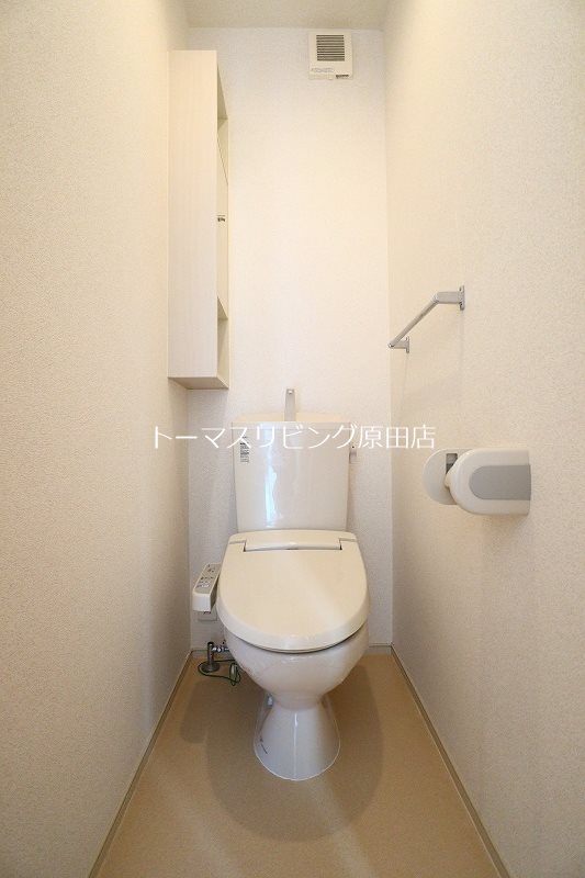 トイレ　・同型参考写真