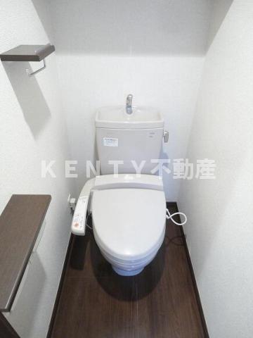 トイレ　落ち着いたトイレです