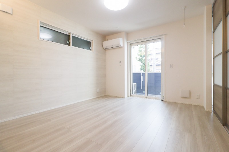 居室・リビング　図面と現状に相違がある場合には現状を優先