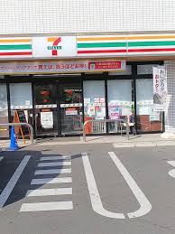 コンビニ　セブンイレブン戸田市役所南通り店（コンビニ）まで185m