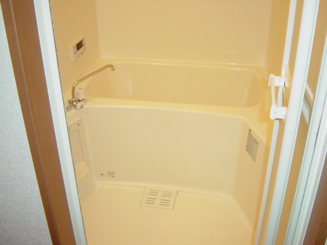 バス・シャワールーム　図面と現状に相違がある場合には現状を優先