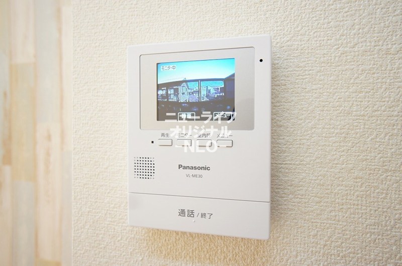 セキュリティ　事前に来訪者を確認してから対応できる安心のＴＶモニターホン付