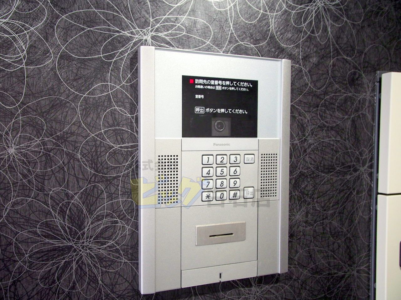 エントランス　人気のオートロック付きマンションです♪