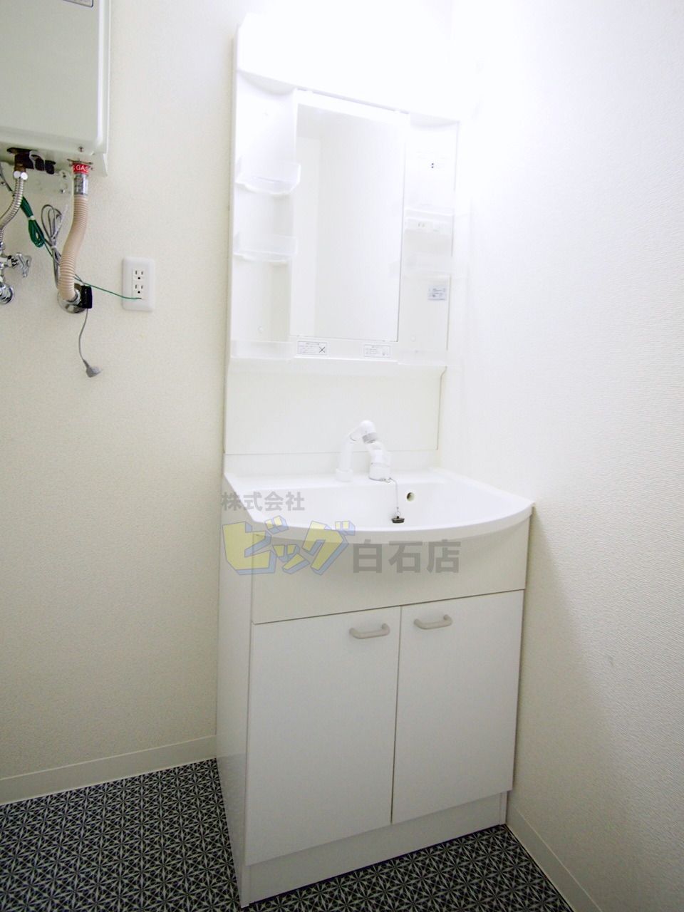 洗面設備　シャンプードレッサー完備しています♪