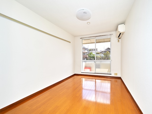 居室・リビング　6帖洋室