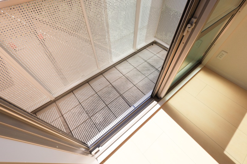 バルコニー　図面と現状に相違がある場合には現状を優先