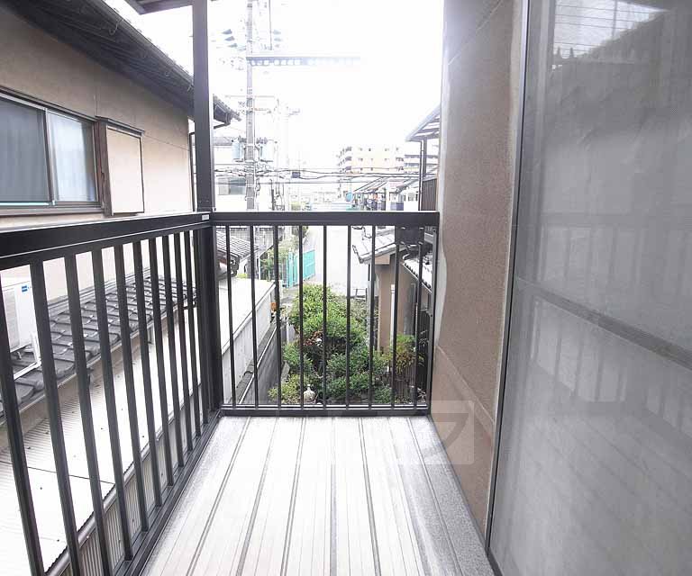 バルコニー　洗濯物が良く乾きそうです。