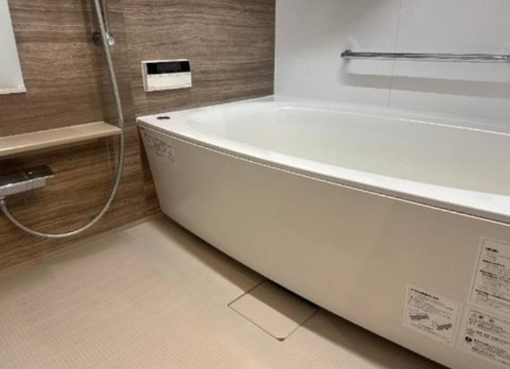 バス・シャワールーム　※別部屋の参考写真です。