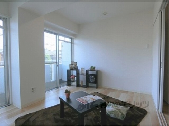 居室・リビング　洋室