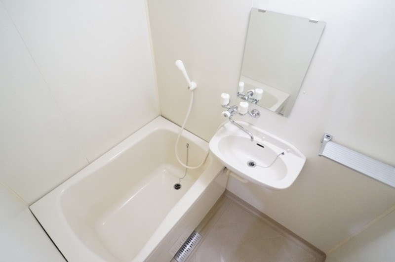 バス・シャワールーム　図面と現状に相違がある場合には現状を優先