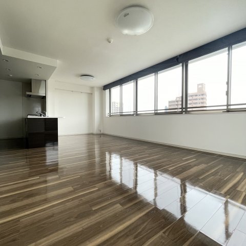 居室・リビング　同仕様タイプです