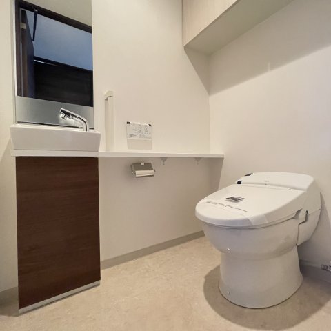 トイレ　同仕様タイプです