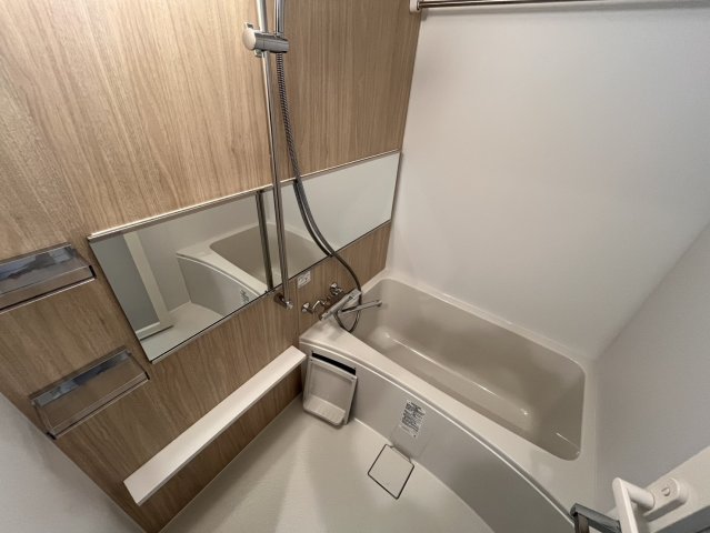 バス・シャワールーム　お風呂で日々の疲れを落としましょう