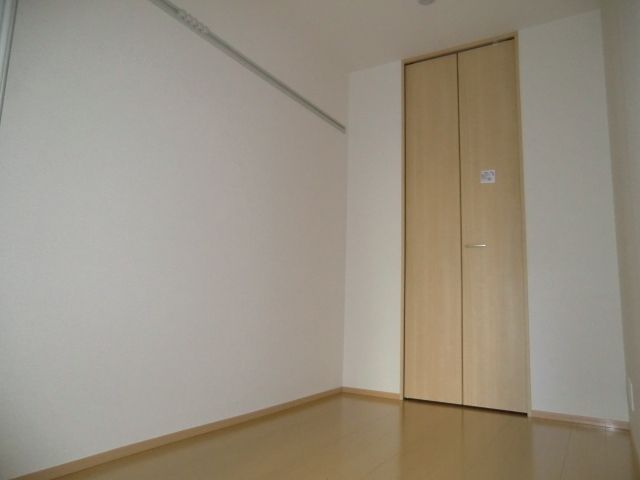 その他部屋・スペース　洋室３帖