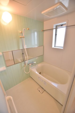 バス・シャワールーム　画像は別号室。ご参考にどうぞ