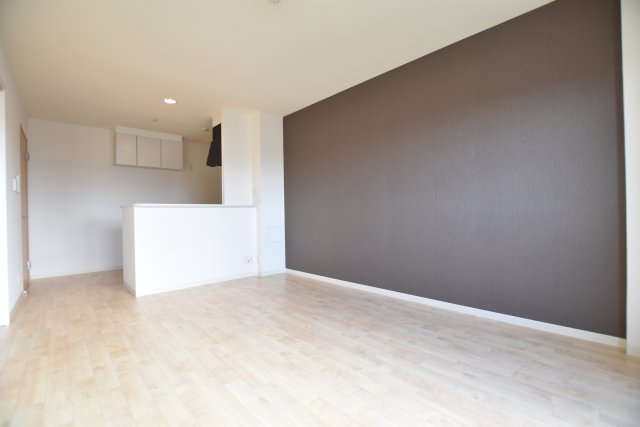 居室・リビング　画像は別号室。ご参考にどうぞ