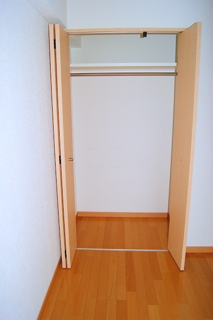 収納　クローゼット