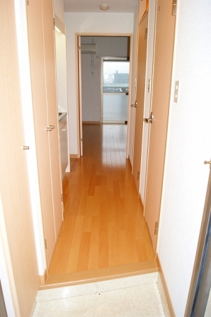 玄関　廊下