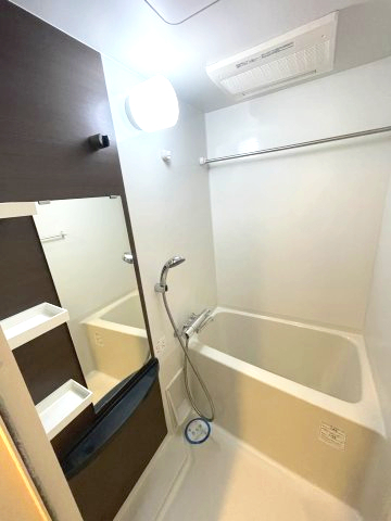 バス・シャワールーム　イメージとして同建物他部屋を表示しています