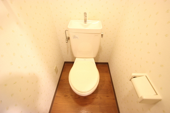 トイレ　※別部屋の写真です