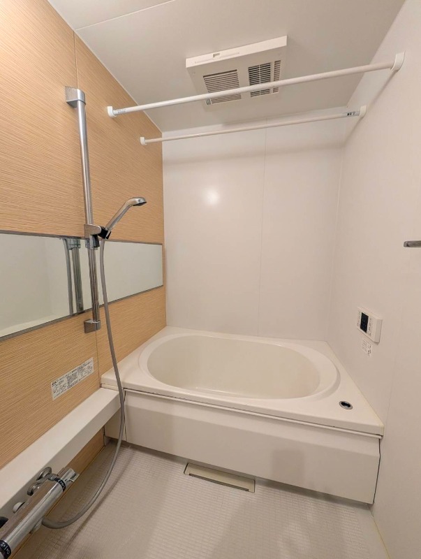 バス・シャワールーム　他号室の写真になります。