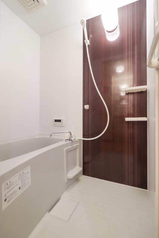 バス・シャワールーム　図面と現状に相違がある場合には現状を優先