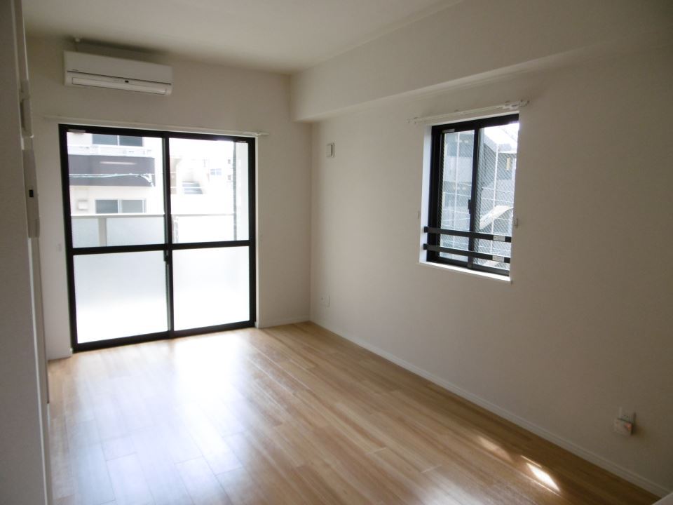 居室・リビング　※３０１号室の写真です※