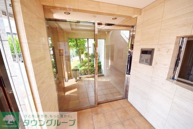 エントランス　★エントランスにはオートロックもあります★