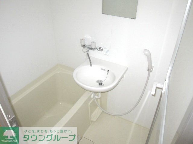 バス・シャワールーム　★キレイなバスルームです★