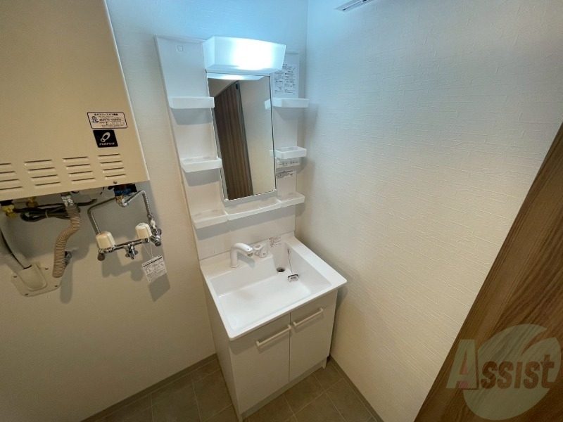 洗面設備　シャンプードレッサーで身支度もラクラクです！