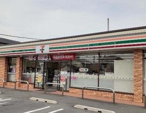 コンビニ　セブンイレブン伊勢崎連取町店（コンビニ）まで1100m