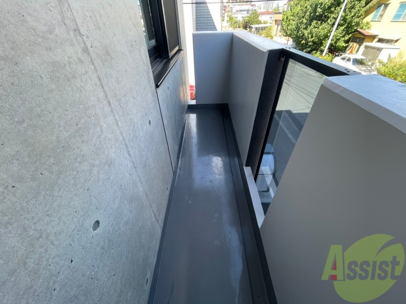 バルコニー　バルコニーが付いていますので一息ついてみてはいかがですか。