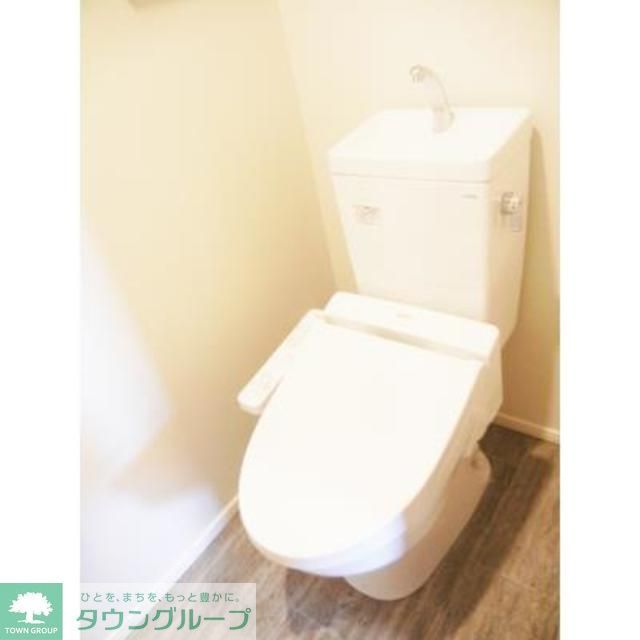 トイレ　※写真は同タイプ住戸です。