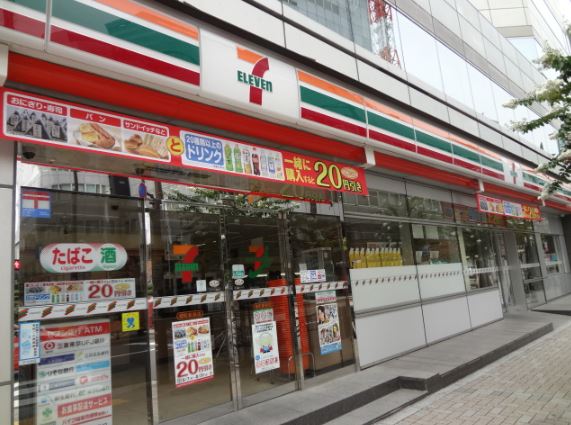 コンビニ　セブンイレブン 麹町駅前店（コンビニ）まで412m