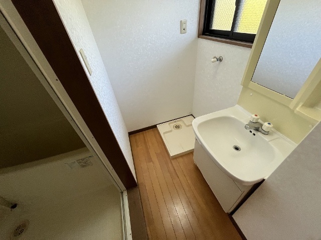 洗面設備　※現況を優先します。