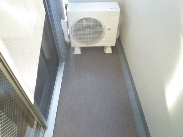 バルコニー　※別部屋の参考写真です