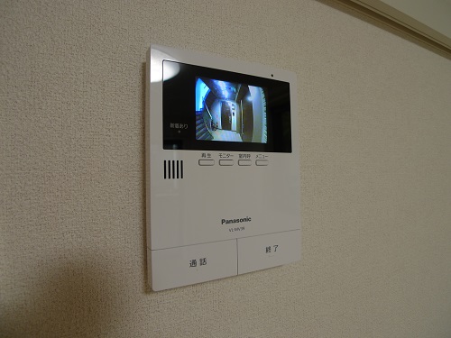 セキュリティ　退去前につき同タイプの間取りの写真を掲載しております。