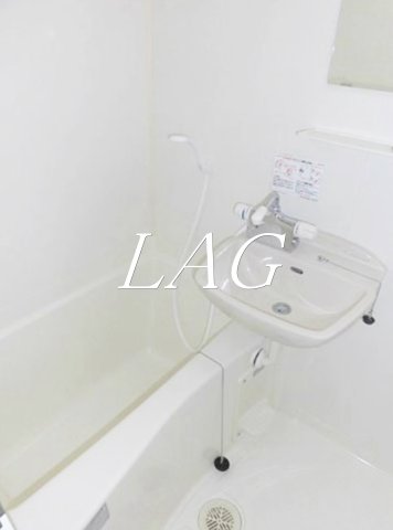 バス・シャワールーム　お風呂です。