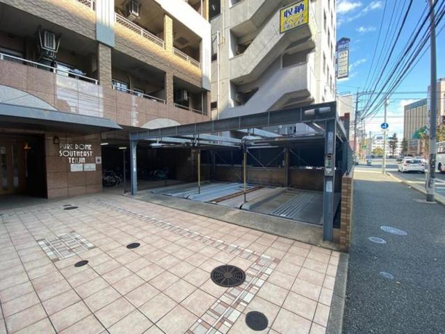 駐車場　【敷地内駐車場】機械式駐車場です。